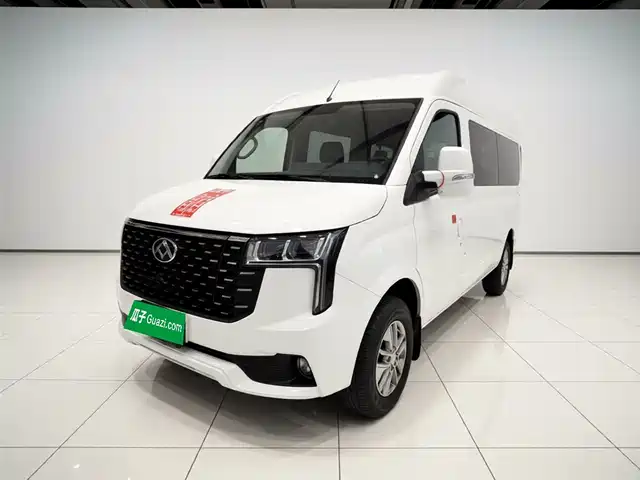 SAIC Maxus Xintu V80 2024 Aoyun 6MT Long Wheelbase Medium Roof 147Ps 6/7/8/9-seater