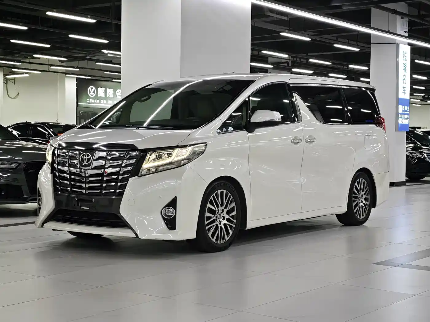 Toyota Alphard 2015 3.5L Luxury Edition