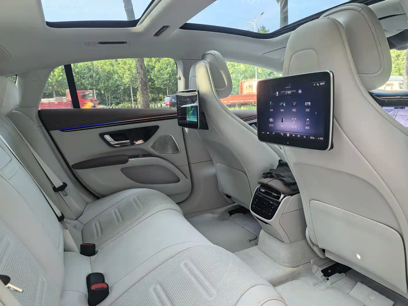 Mercedes-Benz EQS AMG 2022 AMG EQS 53 4MATIC+ фото 9