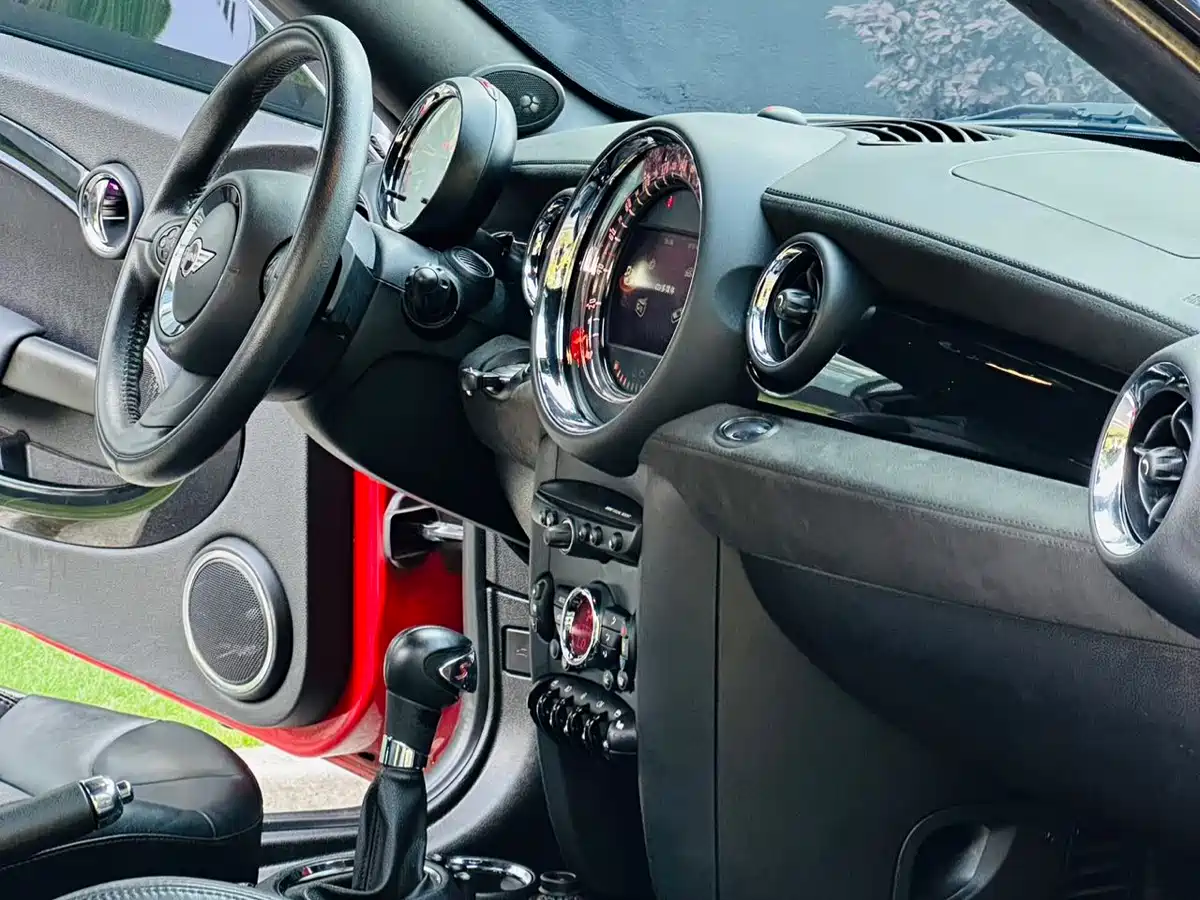 MINI COUPE 2012 1.6T COOPER S фото 13