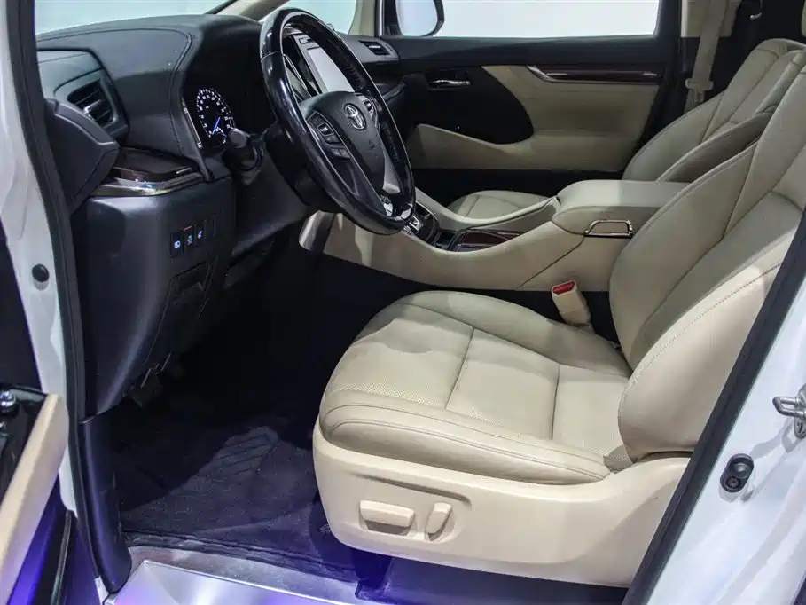 Toyota Alphard 2015 3.5L Luxury Edition фото 10