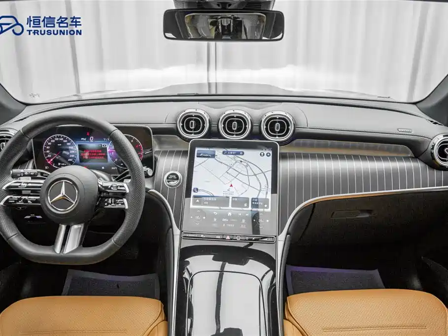 Mercedes-Benz GLC 2023 GLC 260 L 4MATIC Luxury 5-Seater фото 13