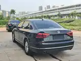 Photo 9 - Volkswagen Passat