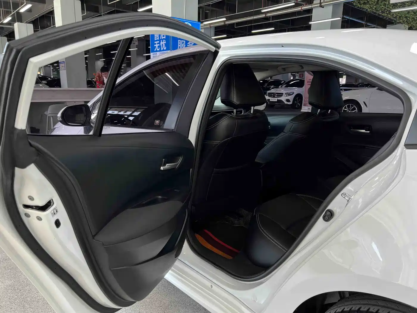 Toyota Corolla 2019 1.2T S-CVT GL-i Elite Edition фото 13