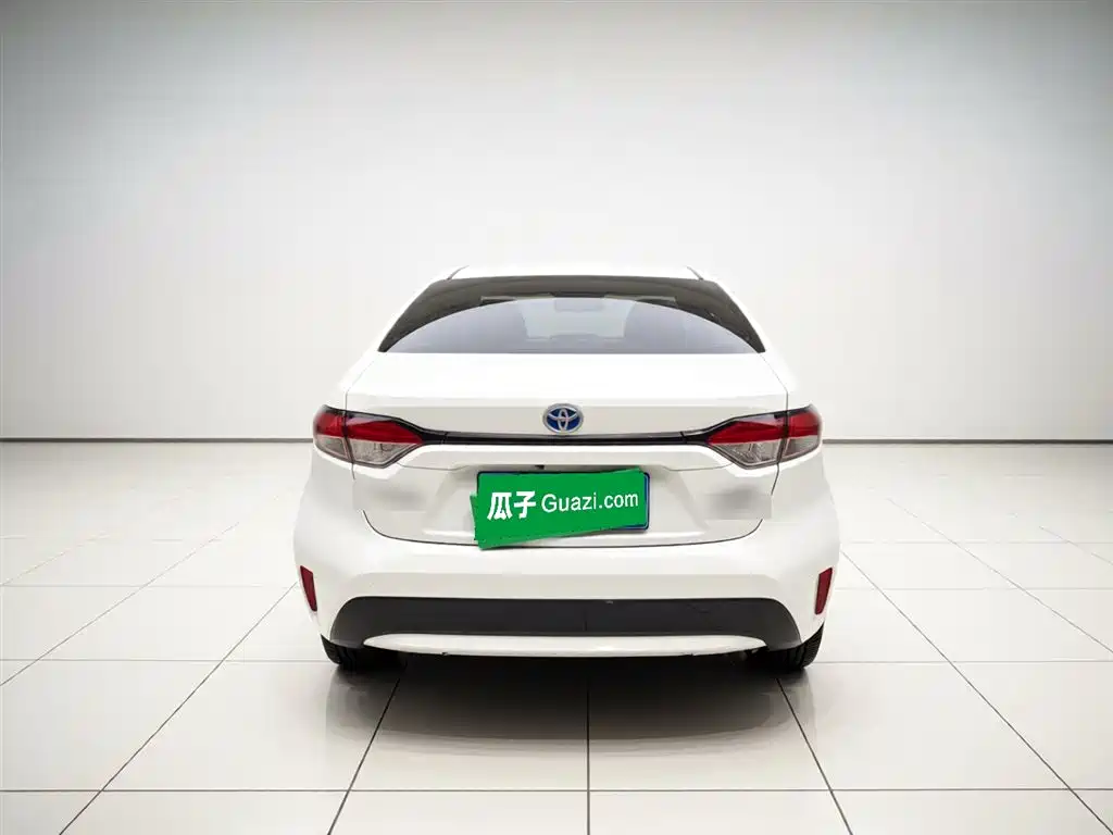 Toyota Levin 2022 Dual Engine 1.8H E-CVT Luxury Edition фото 3