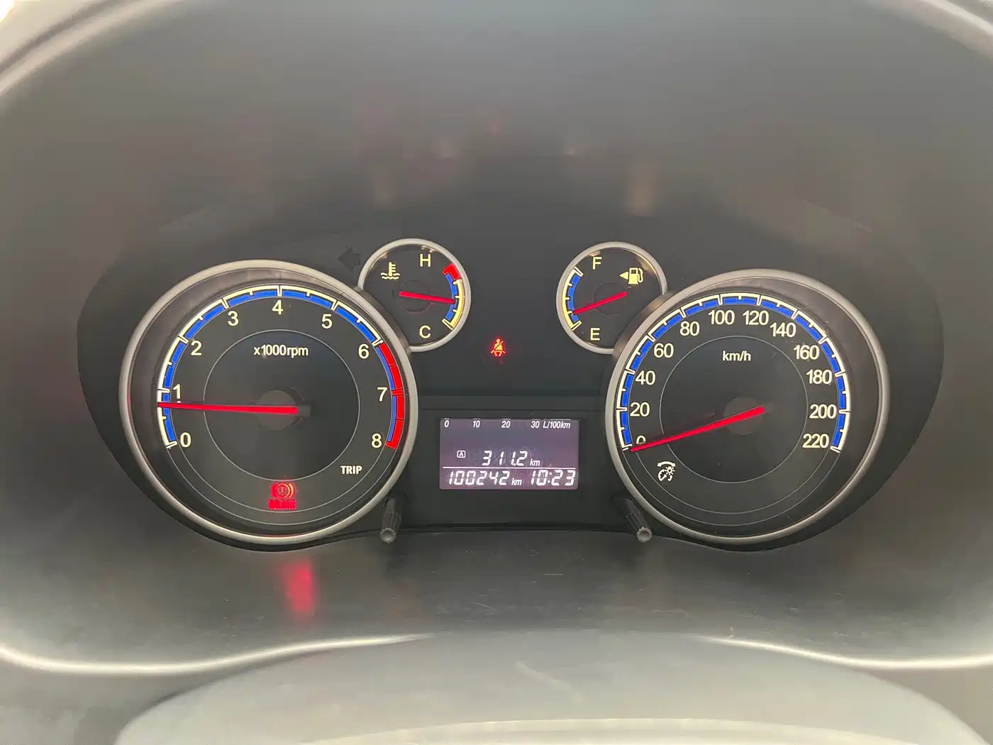 Suzuki SX4 2014 2013 1.6L Manual Cool Edition