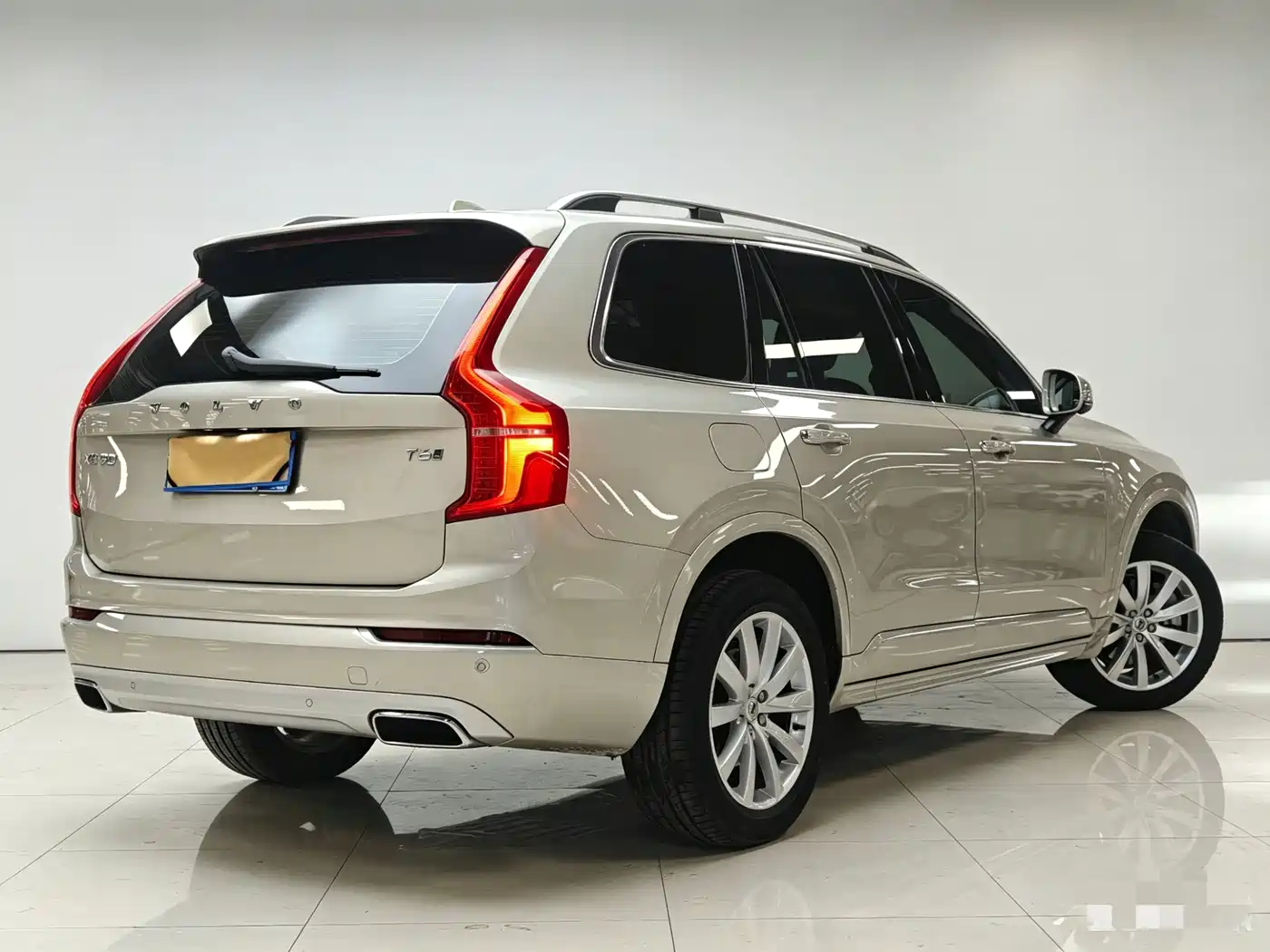 Volvo XC90 2018 T6 Momentum 5-seater фото 16
