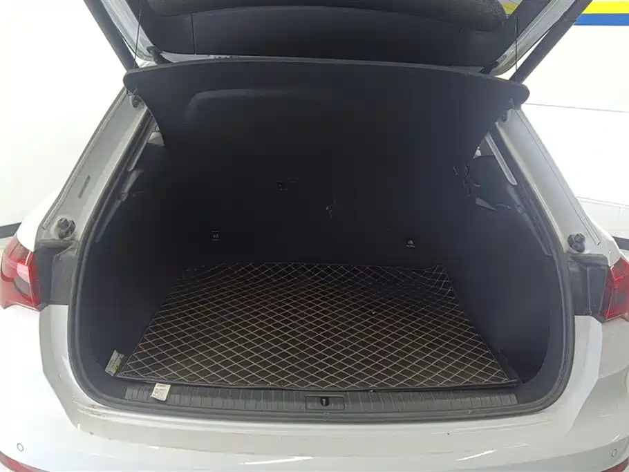 Audi Q3 2019 40 TFSI Fashion Dynamic фото 4