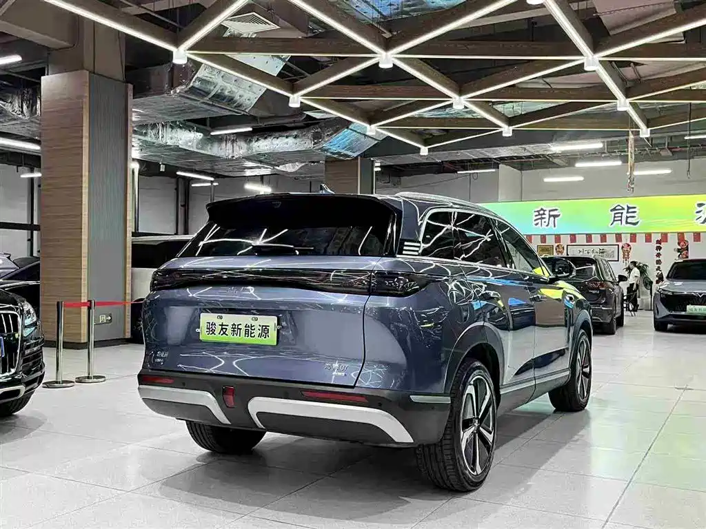 BYD Hai Shi 07 DM-i 2025 150 Pilot+ Edition фото 5