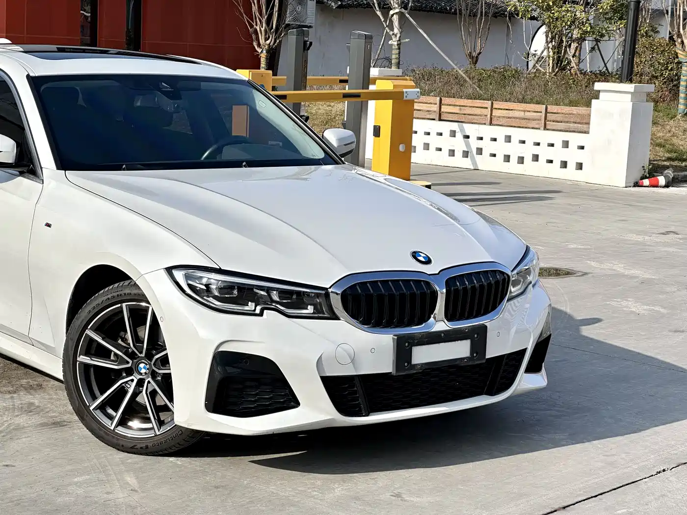 BMW 3 Series 2021 325Li M Sport Package фото 15