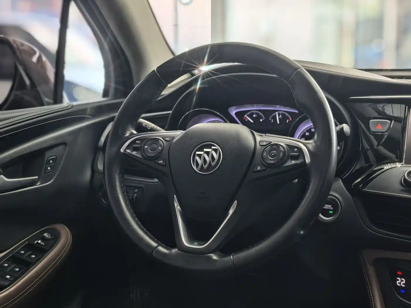 Buick Envision Plus 2019 28T 4WD Elite Type China V фото 20