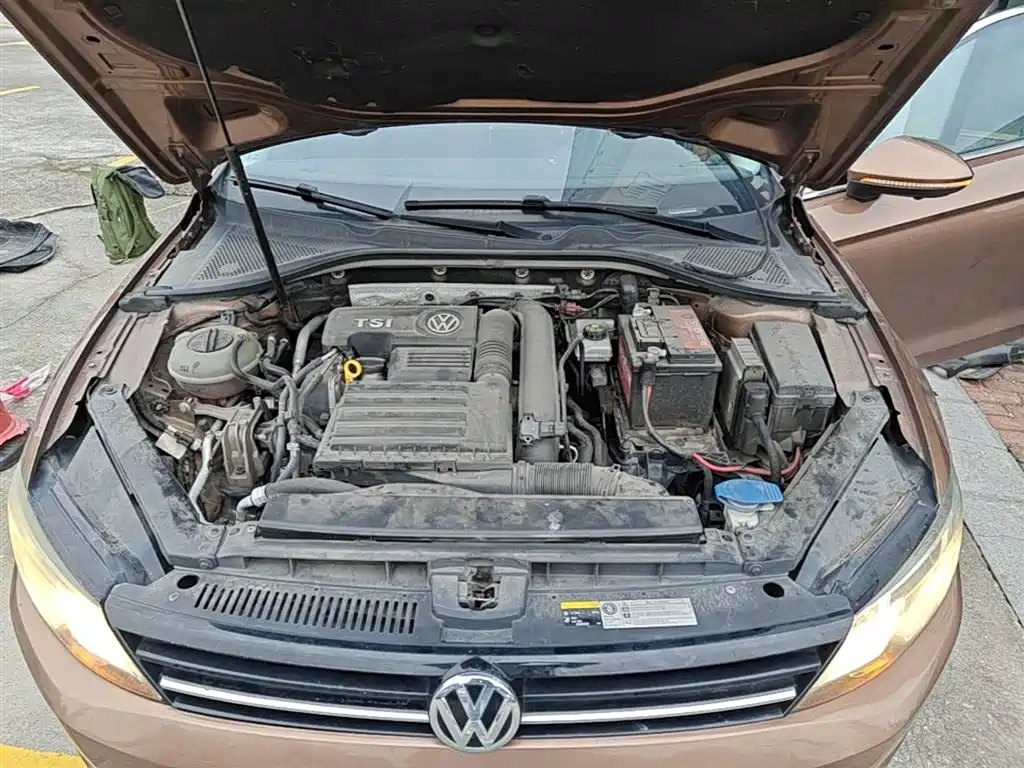 Volkswagen Lamando 2015 230TSI DSG Style фото 19