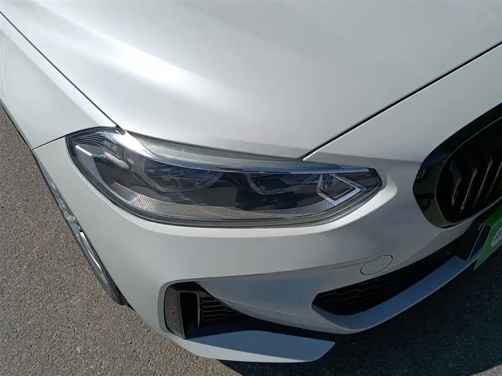 BMW 1 Series 2019 118i M Sport Package фото 28