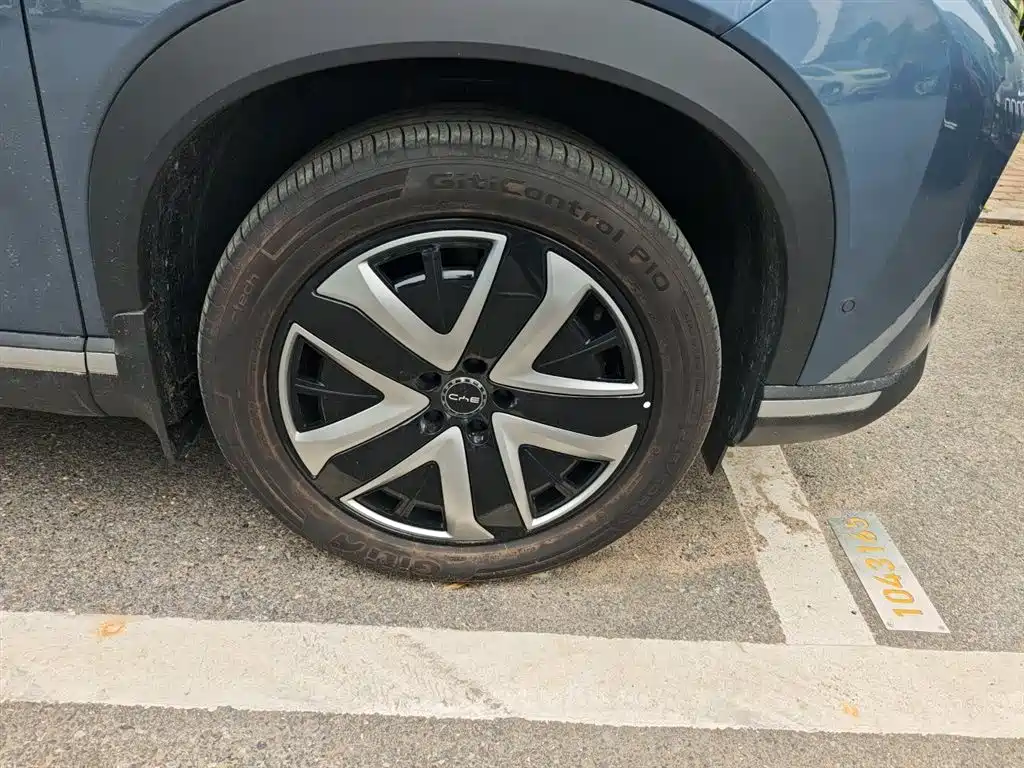 BYD Hai Shi 07 DM-i 2025 150 Pilot+ Edition фото 8