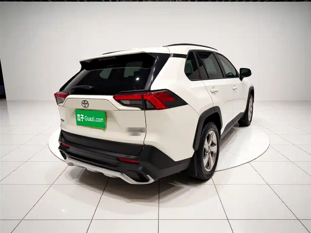 Toyota RAV4 Rongfang 2020 2.0L CVT AWD Trend Edition фото 4
