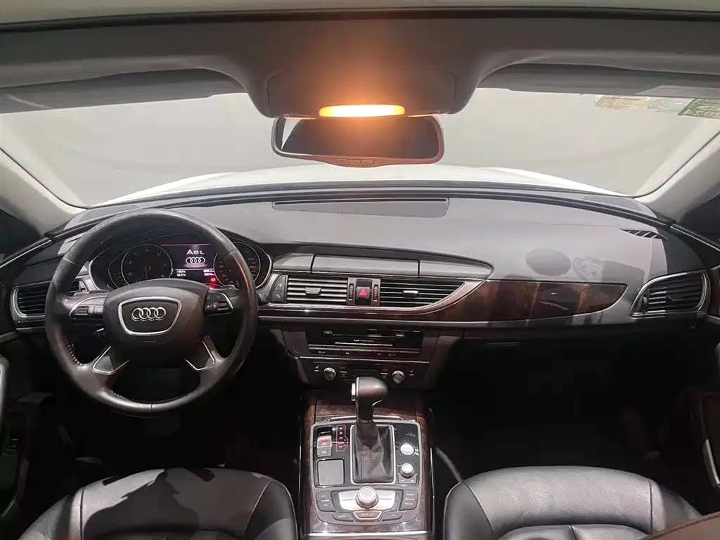 Audi A6L 2015 30 FSI Millionth Anniversary Comfort Enjoyment Type фото 6