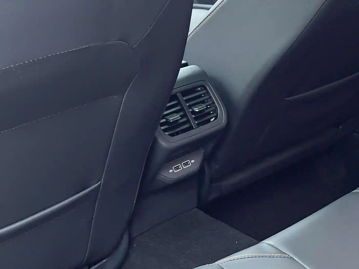 Volkswagen Bora 2023 Model 280TSI DSG Comfort Edition фото 19