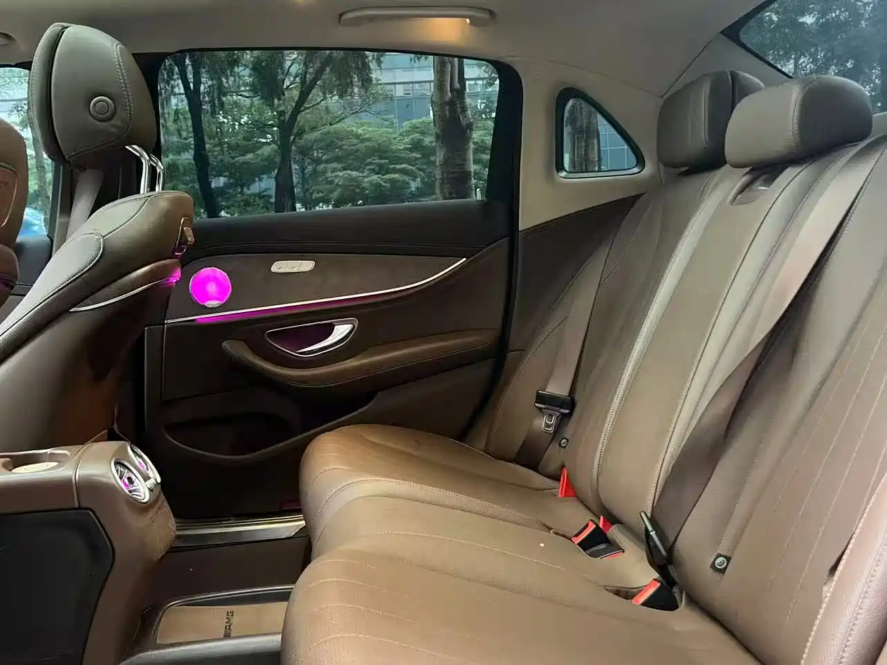 Mercedes-Benz E-Class 2020 E 300 L Fashion фото 10