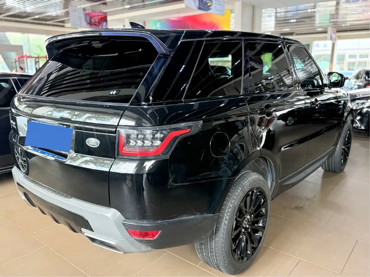 Land Rover Range Rover Sport 2019 3.0 SC V6 Special Edition фото 15