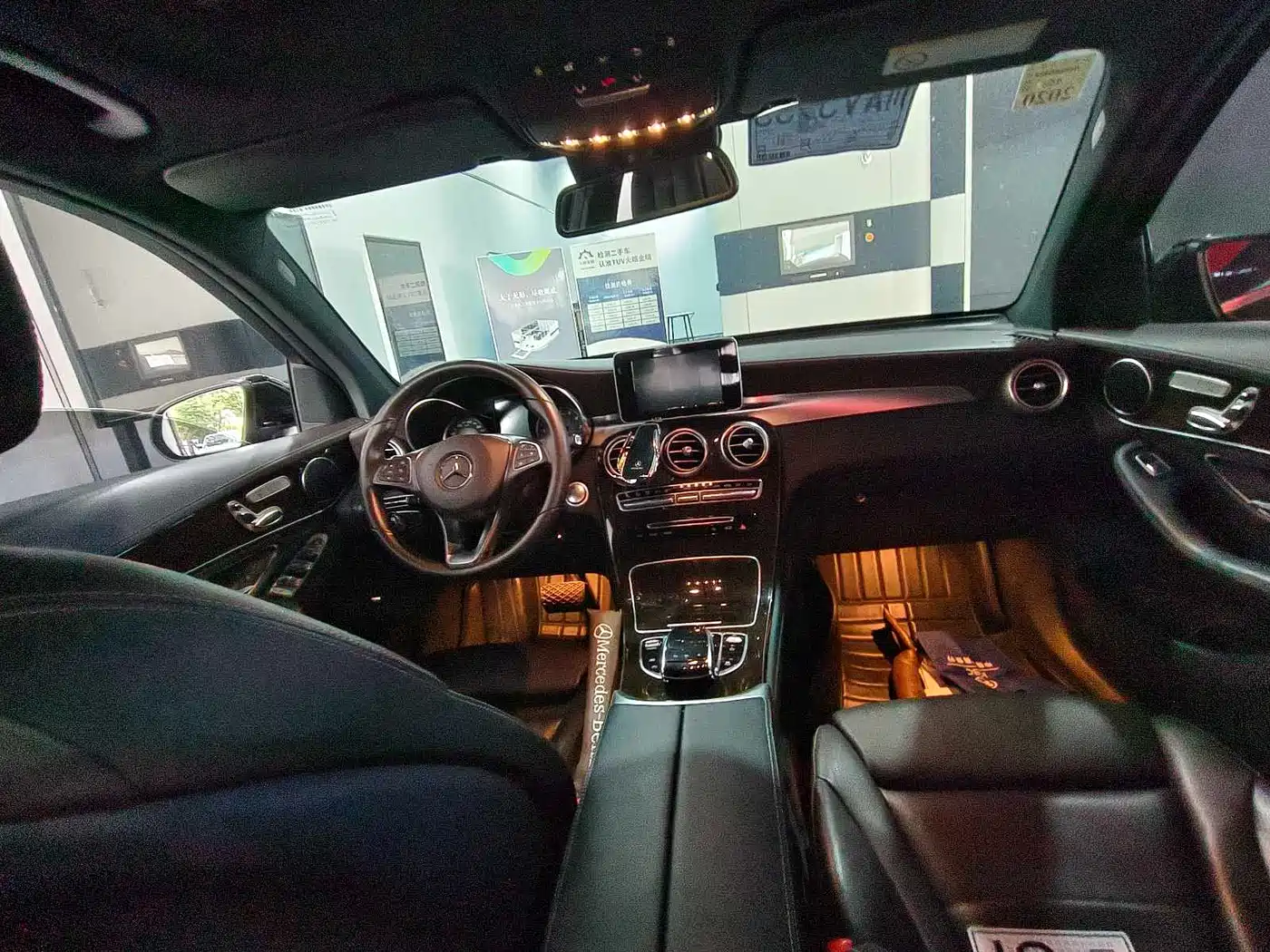 Mercedes-Benz GLC 2016 GLC 260 4MATIC Luxury фото 5