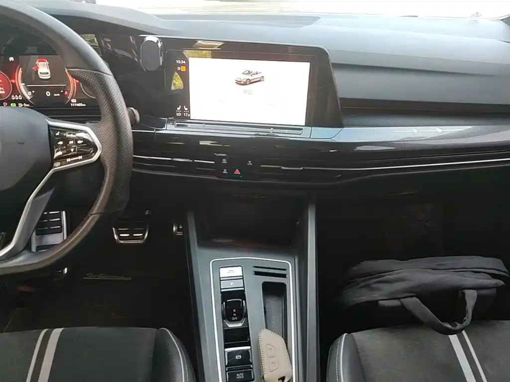 Volkswagen Golf 2021 280TSI DSG R-Line фото 13