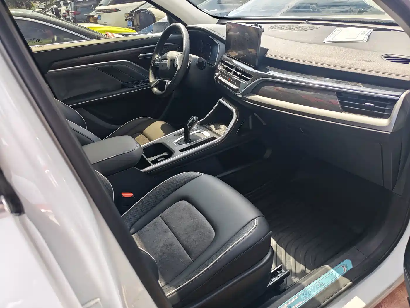 Photo 13 - Haval H6