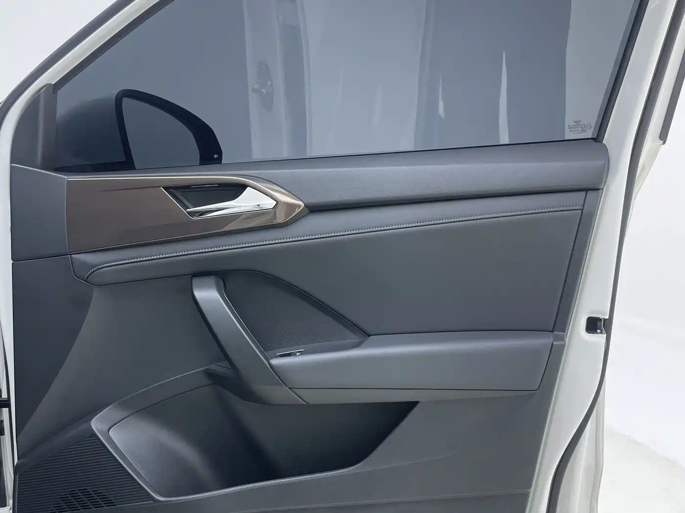 Volkswagen Tharu, миниатюра 29