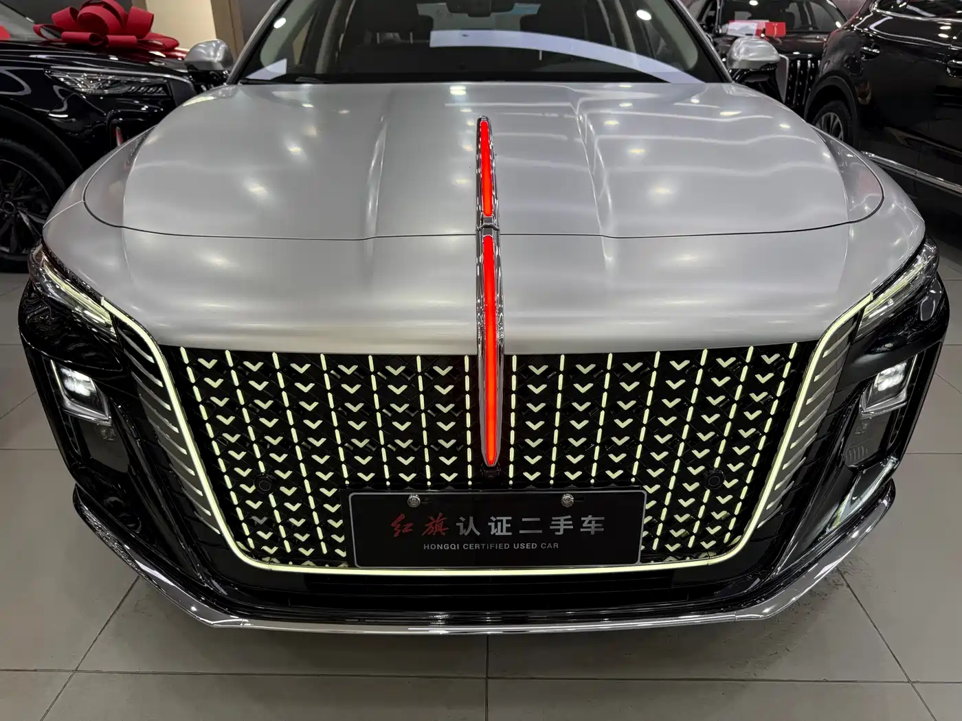 Hongqi H5 2024 2.0T Automatic Smart Connect Flag Smooth Edition фото 17