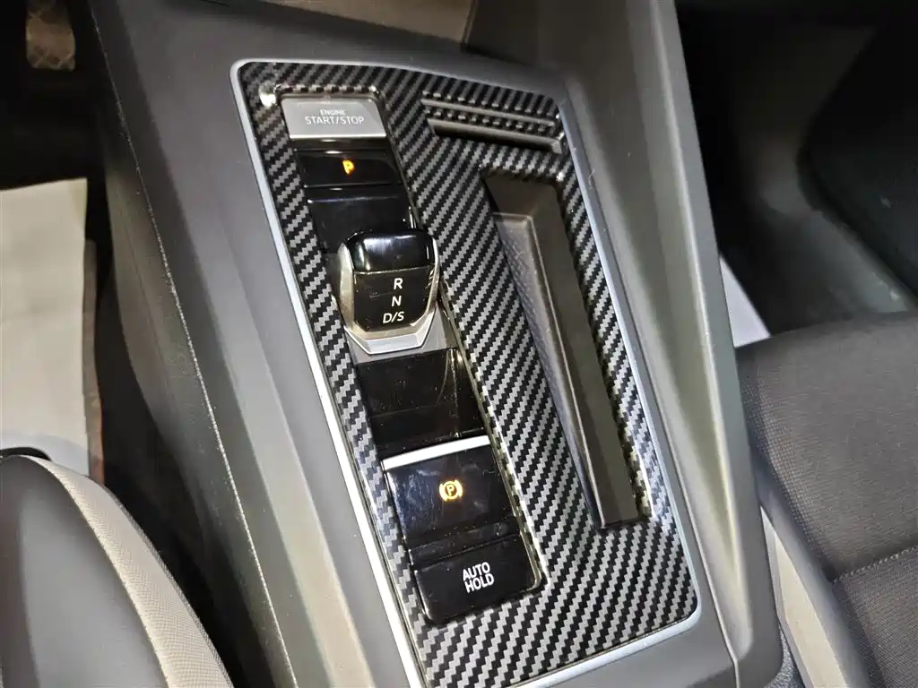 Volkswagen Golf 2021 280TSI DSG Pro фото 10