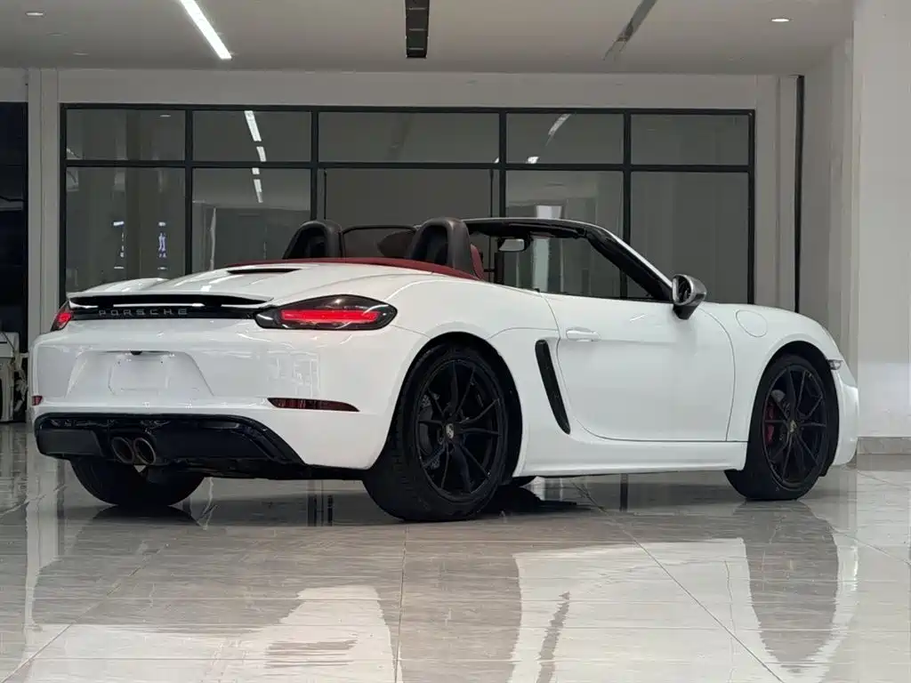 Porsche 718 2020 Boxster 2.0T фото 10