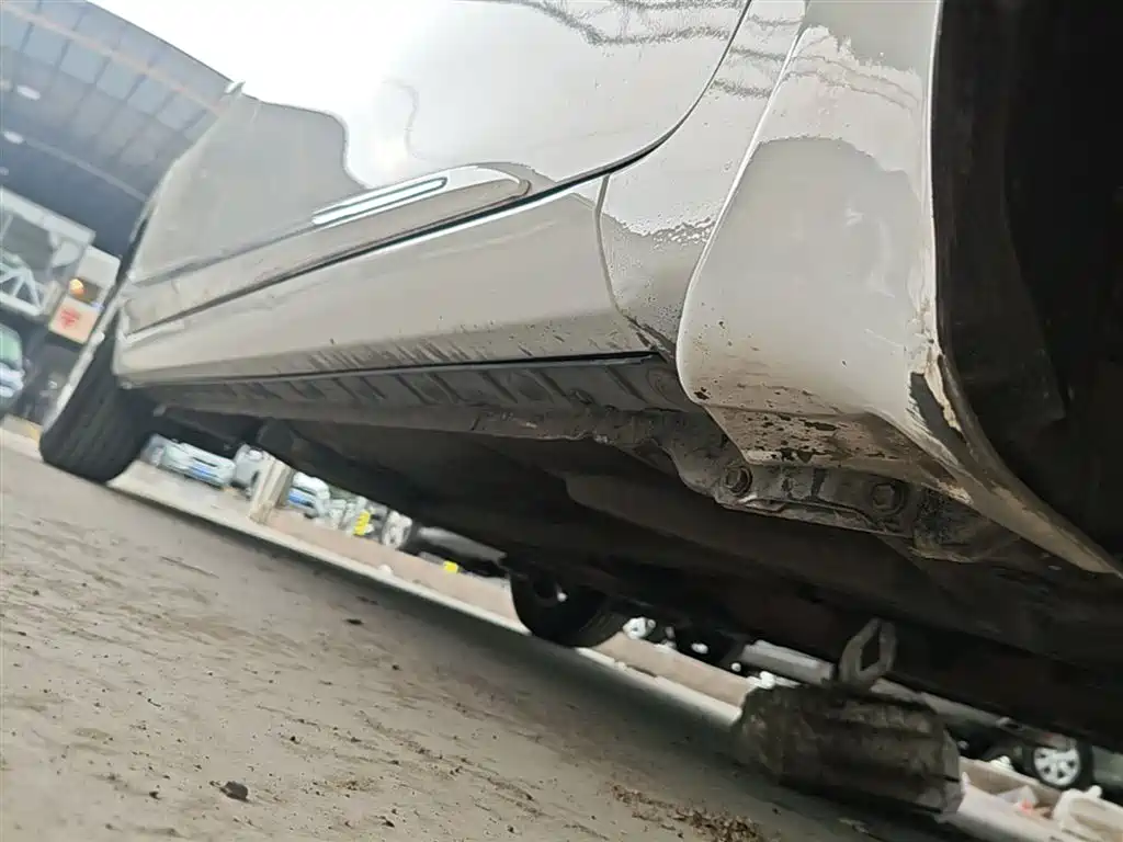 Toyota Corolla 2014 1.6L CVT GL-i фото 21