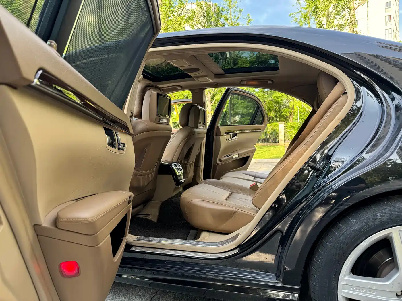 Mercedes-Benz S-Class 2010 S 350 L Luxury фото 11