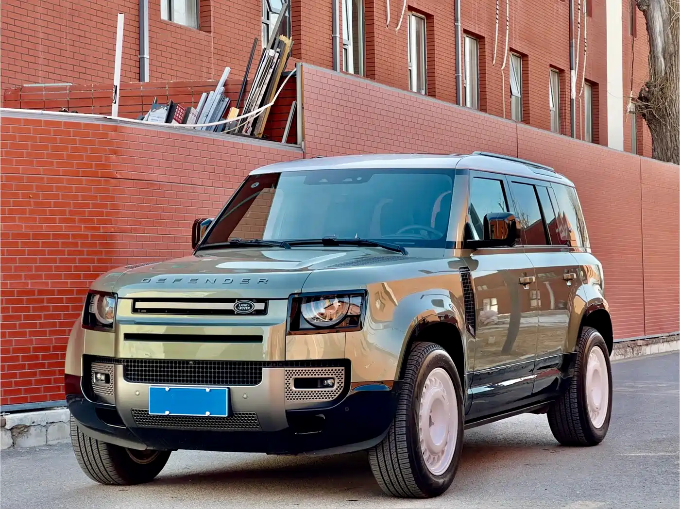 Land Rover Defender 2024 110 3.0T P400 X-DYNAMIC HSE