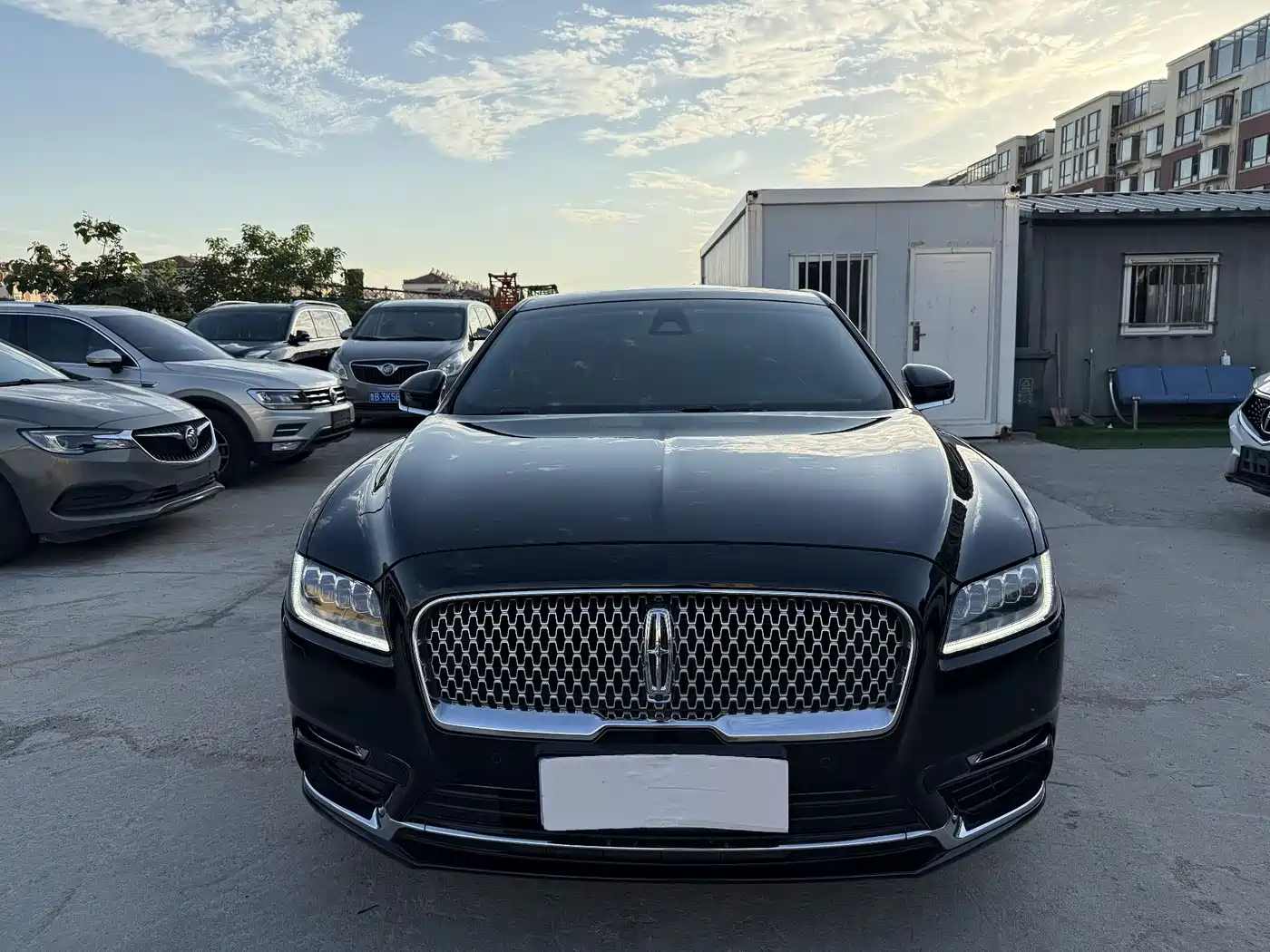 Lincoln Continental 2017 3.0T AWD Prestige Edition фото 2