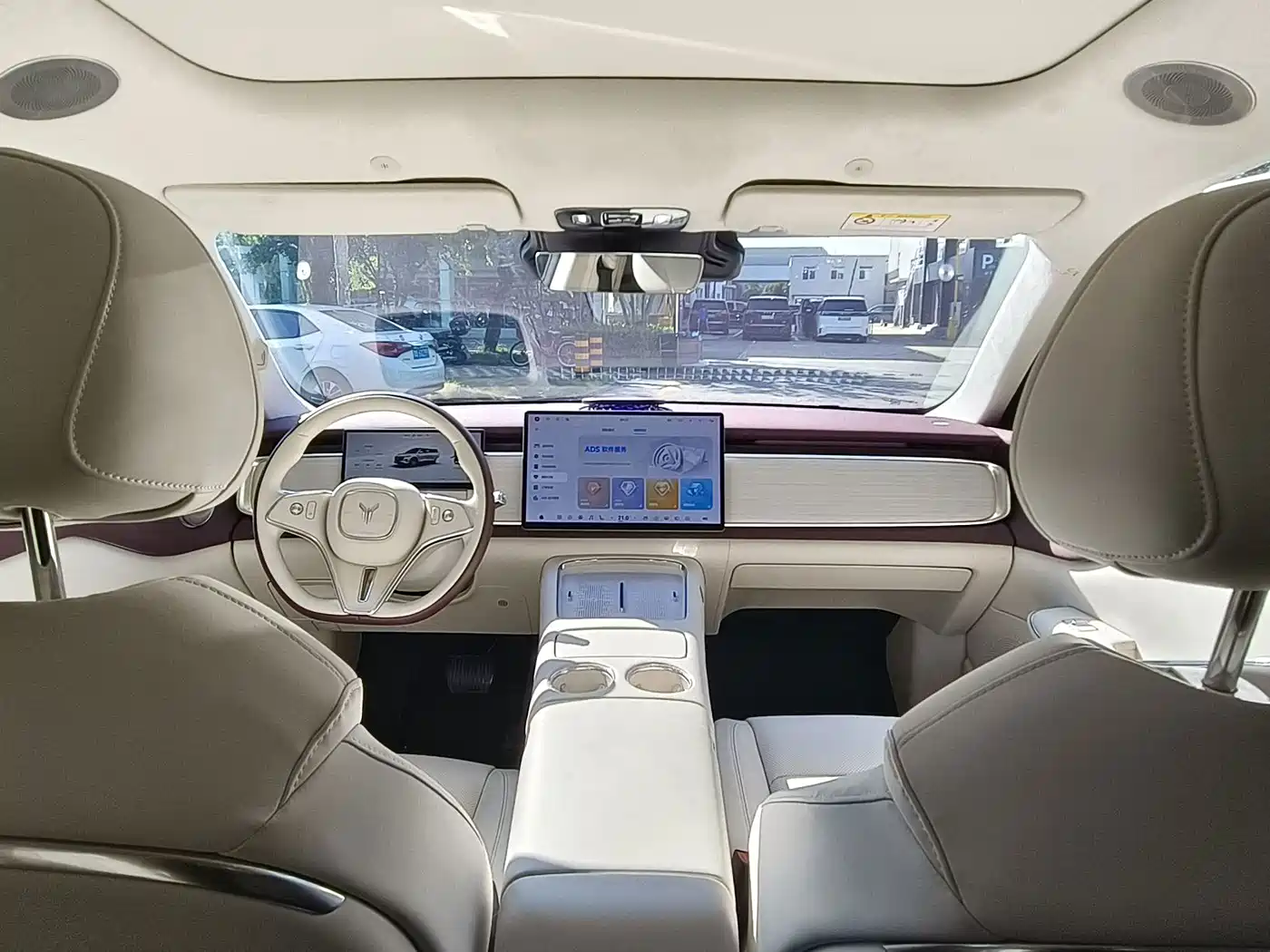 Voyah Courage 2025 2025 Model 2WD Huawei Qiankun Edition