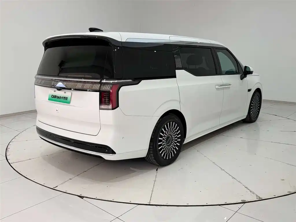 ZEEKR EXTREME KRYPTON 009