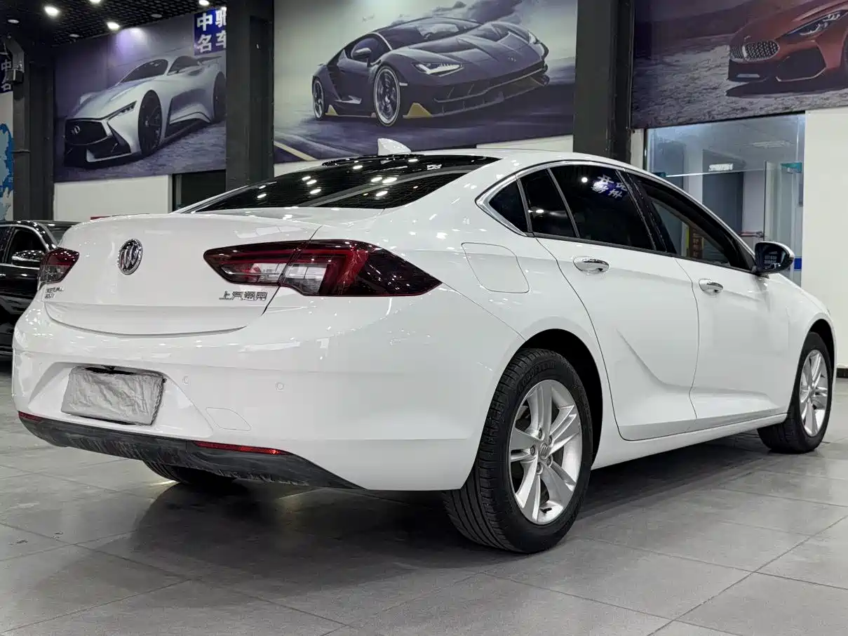 Buick Regal 2017 20T Elite Type фото 23