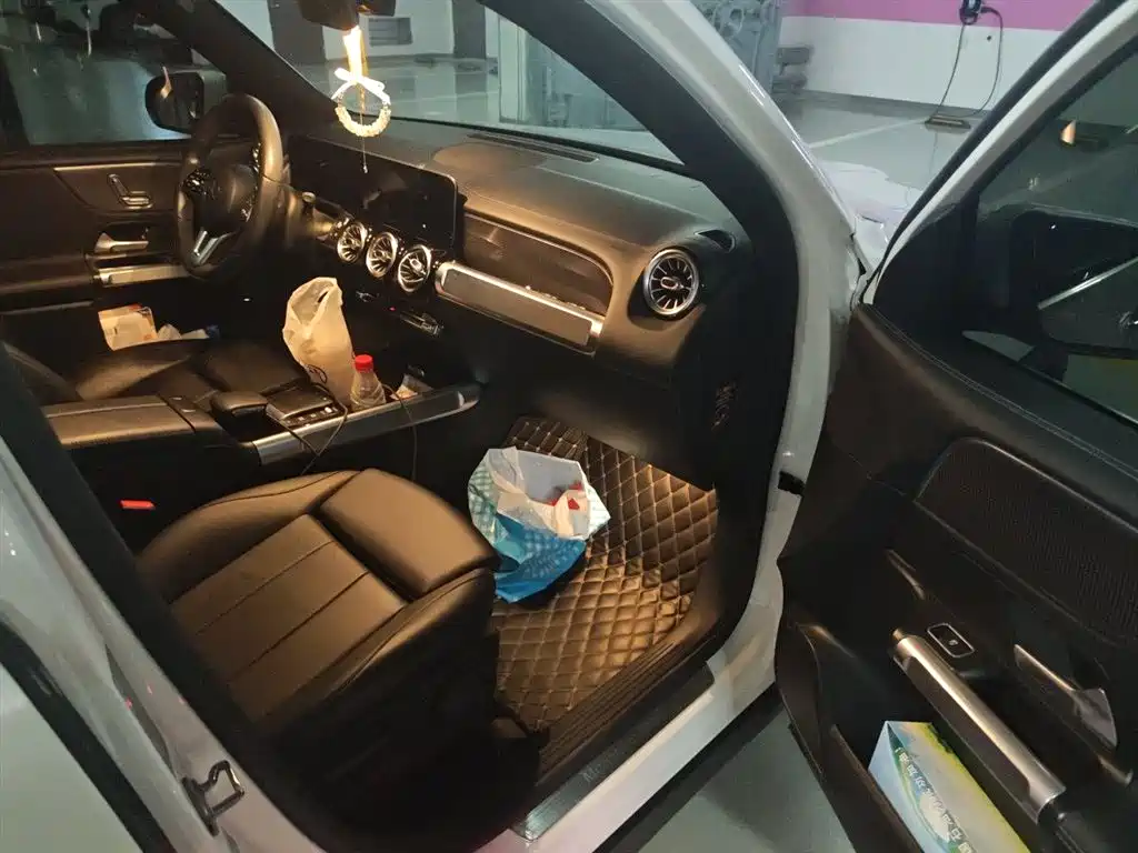 Mercedes-Benz GLB 2020 GLB 200 Dynamic фото 21