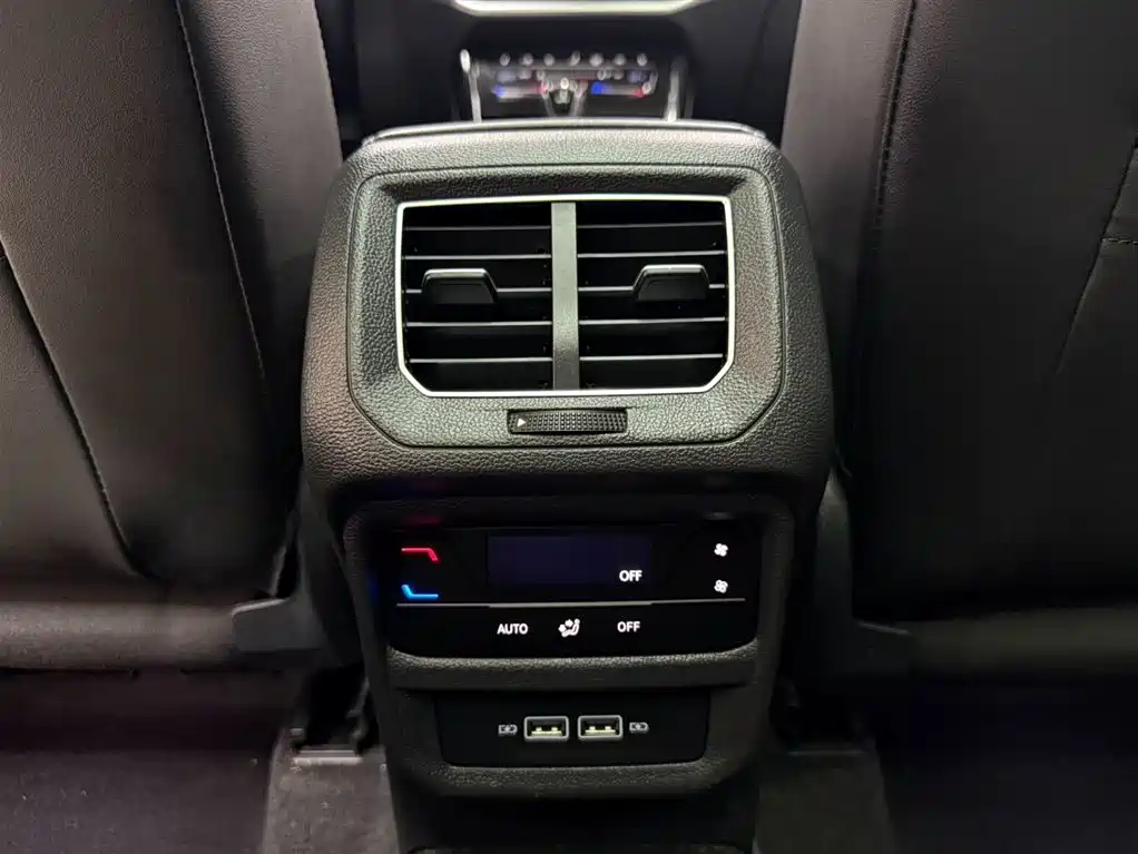 Volkswagen Tayron 2023 280TSI 2WD Luxury Plus Advanced Edition фото 9