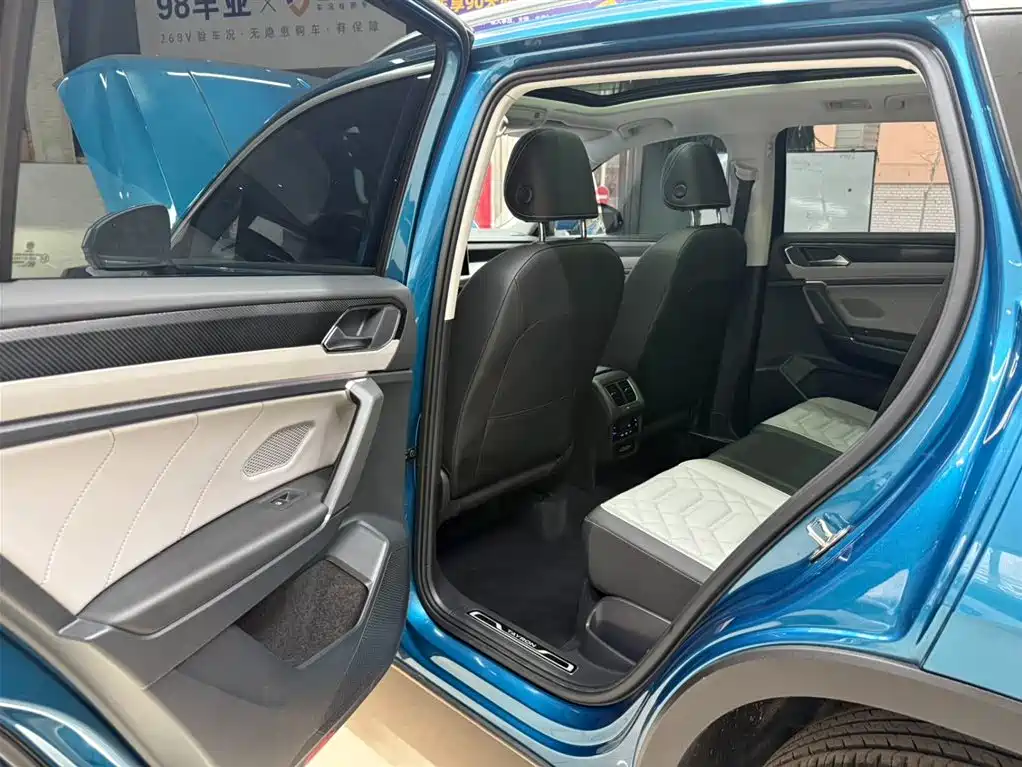 Volkswagen Tayron 2023 280TSI 2WD Luxury Plus Advanced Edition фото 16