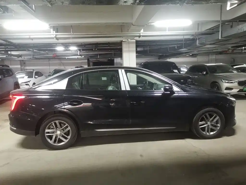 Hongqi E-QM5 2025 2025 Model 500km Travel Edition