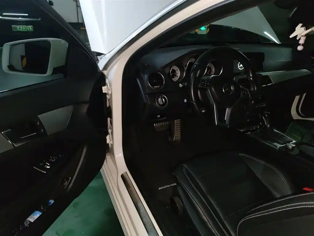 Mercedes-Benz C-Class (Import) 2013 C 180 Coupe фото 17