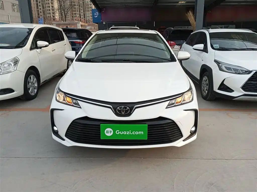 Toyota Corolla 2019 1.2T S-CVT GL-i Elite Edition фото 3