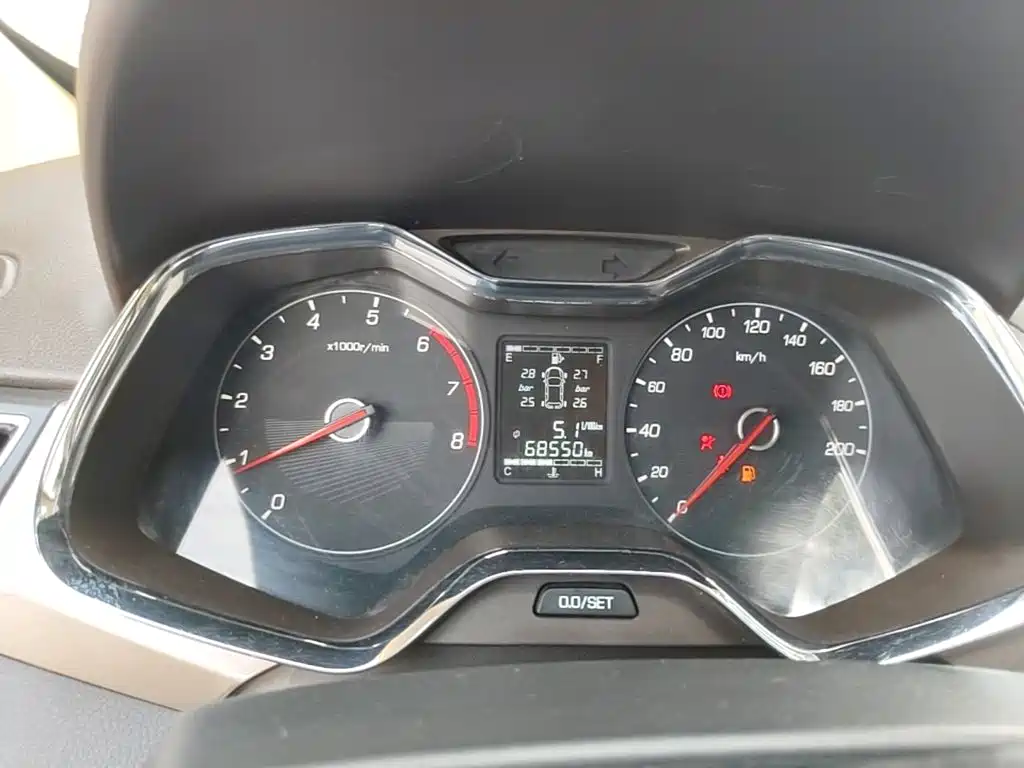 Baojun 310W 2017 2017 1.5L Manual Fashion Edition (China V)