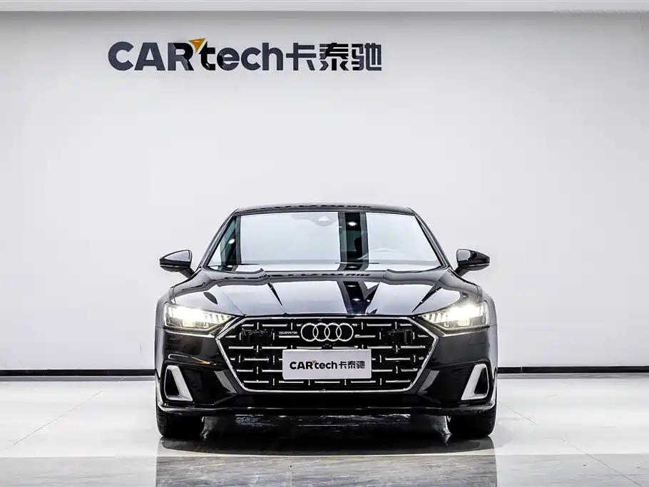 Audi A7L 2024 45TFSI S-line Dream Edition Crystal Package фото 2