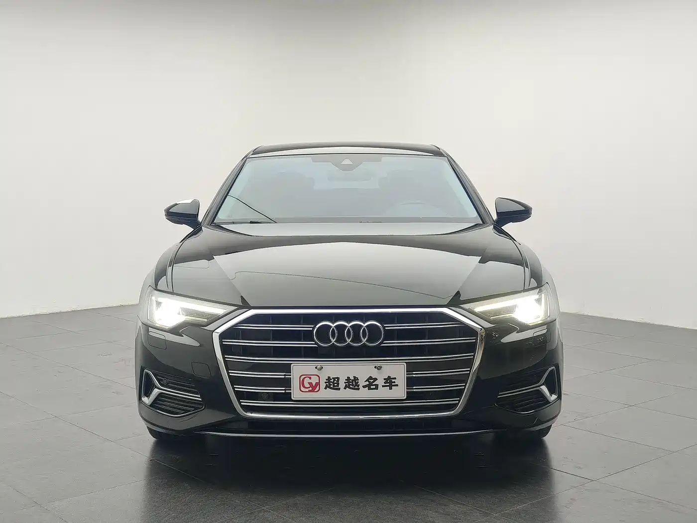 Audi A6L 2023 40 TFSI Luxury Elegance фото 2