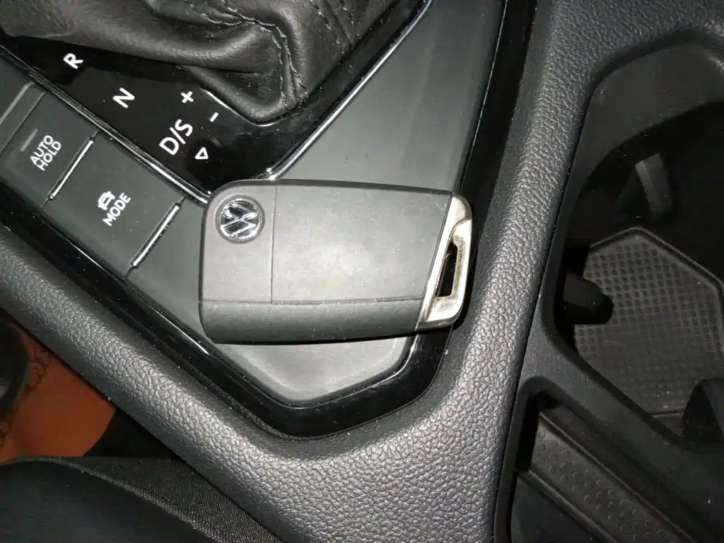 Volkswagen Tharu 2021 280TSI 2WD Luxury Plus фото 17