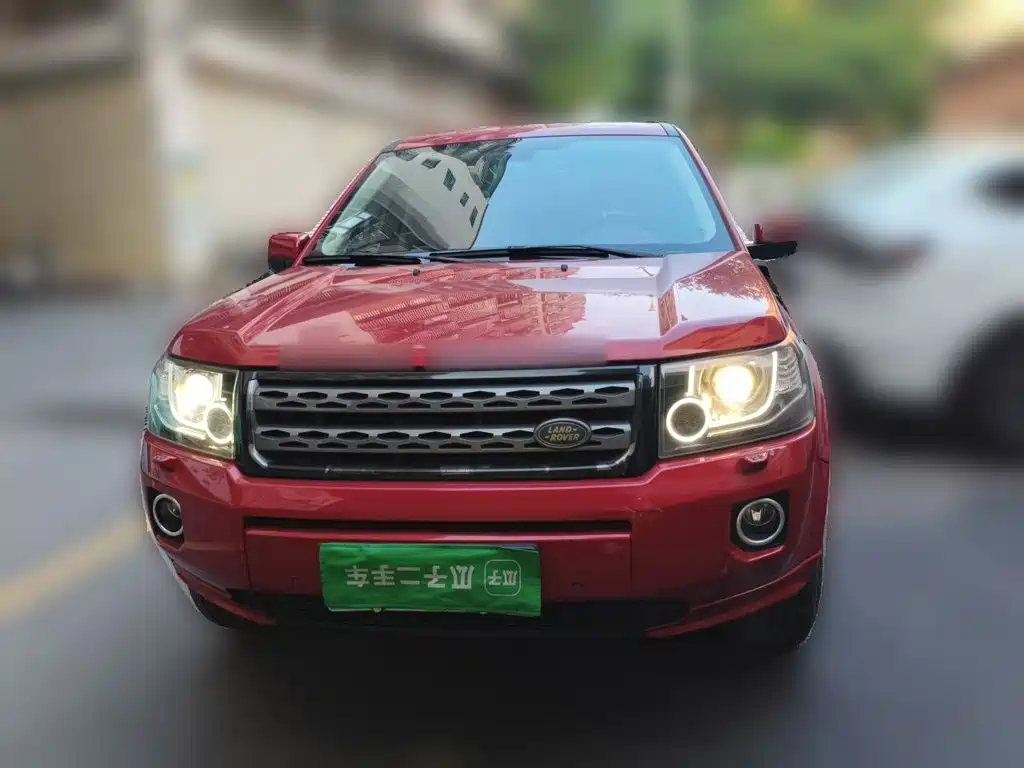 Land Rover Freelander 2 2014 2014 2.0T Si4 SE Gasoline Edition