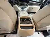 Фото 23 - Mercedes-Benz V-Class