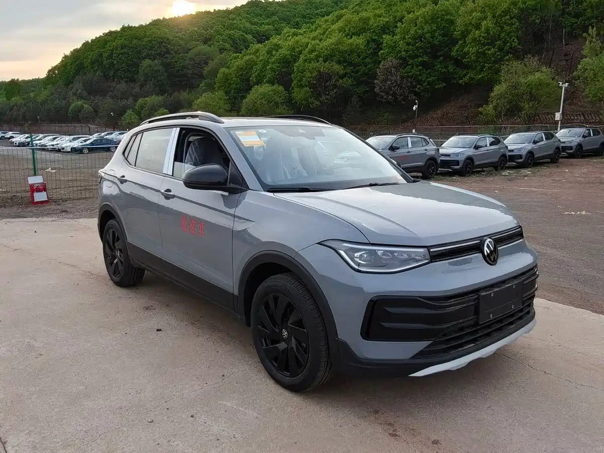 Volkswagen Tharu 2026 XR 1.5L RX Edition фото 19